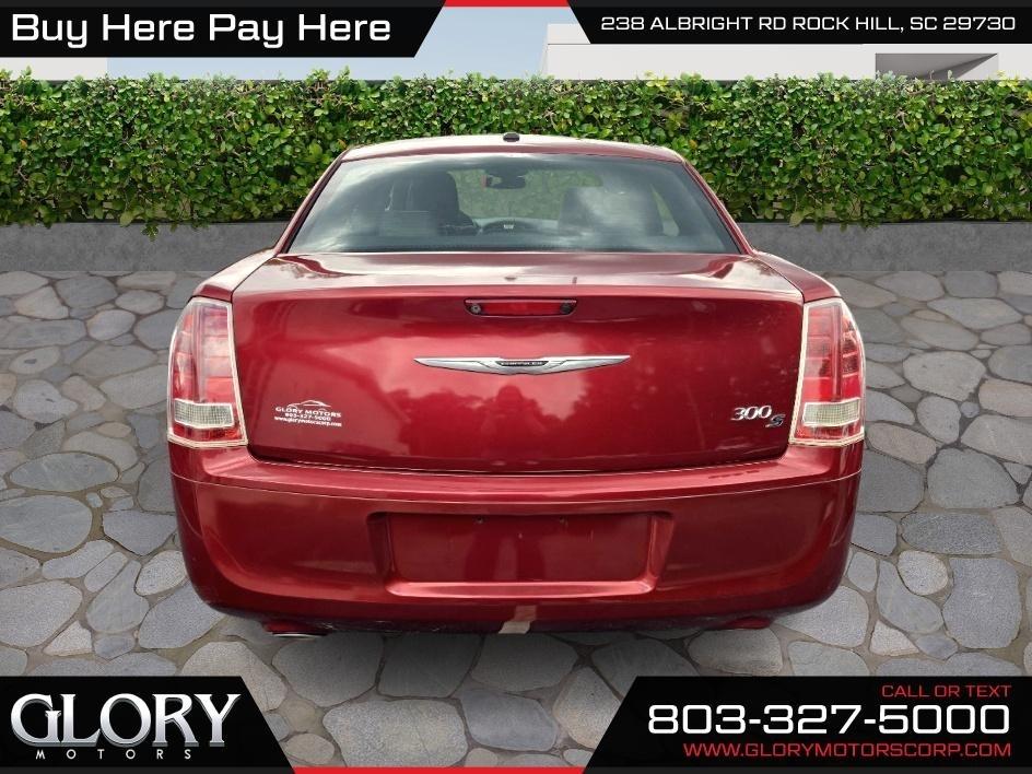 Chrysler 300 4dr Sdn 300S RWD 2013