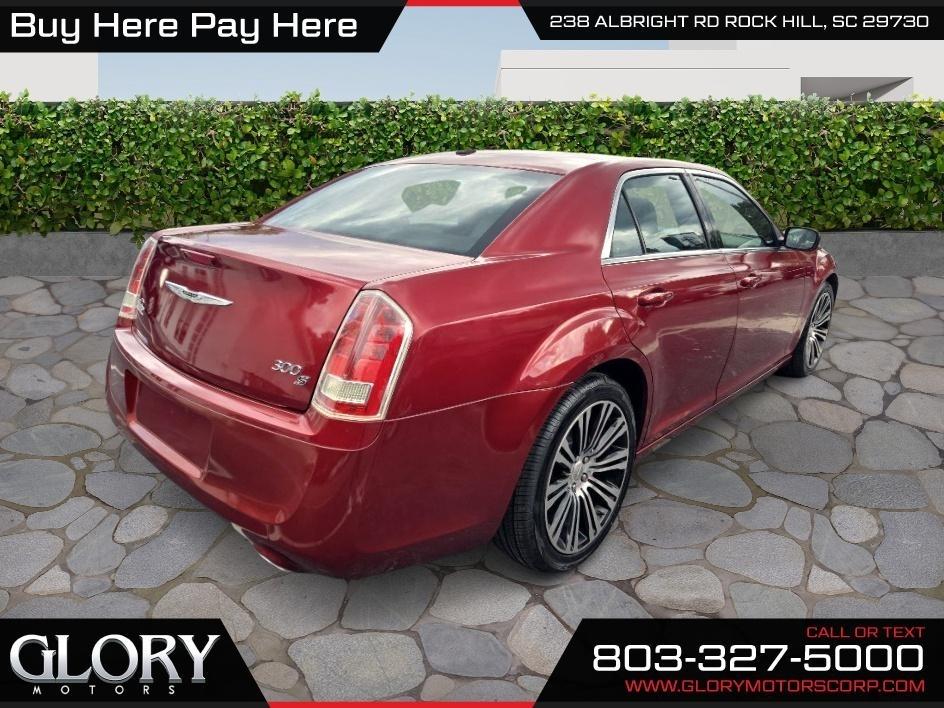 Chrysler 300 4dr Sdn 300S RWD 2013