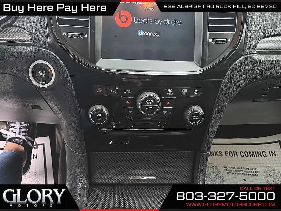 Chrysler 300 4dr Sdn 300S RWD 2013