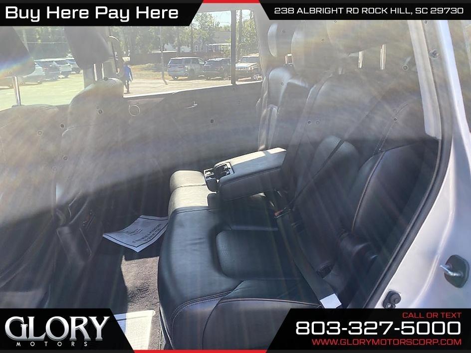 Nissan Armada 4x2 SL 2019
