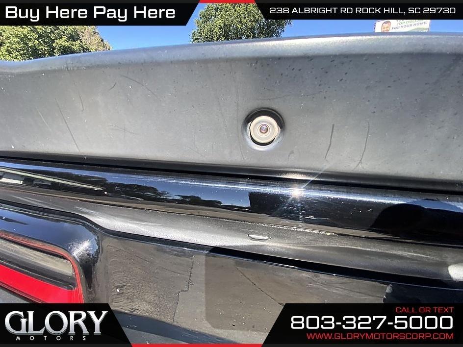 Dodge Challenger 2dr Cpe SXT Plus 2016