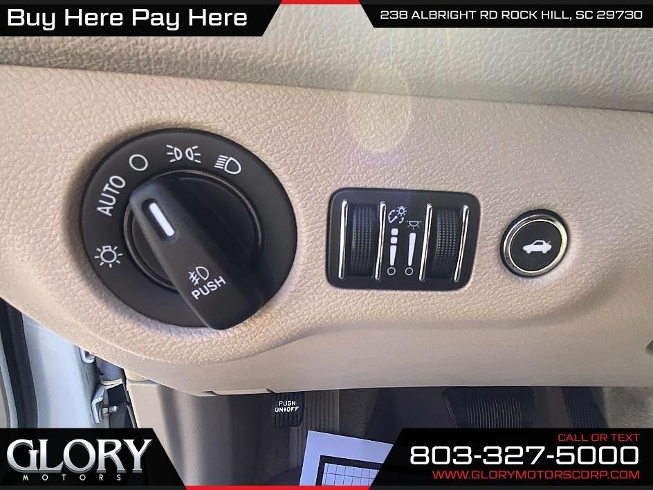 Chrysler 300 4dr Sdn 300C RWD 2014
