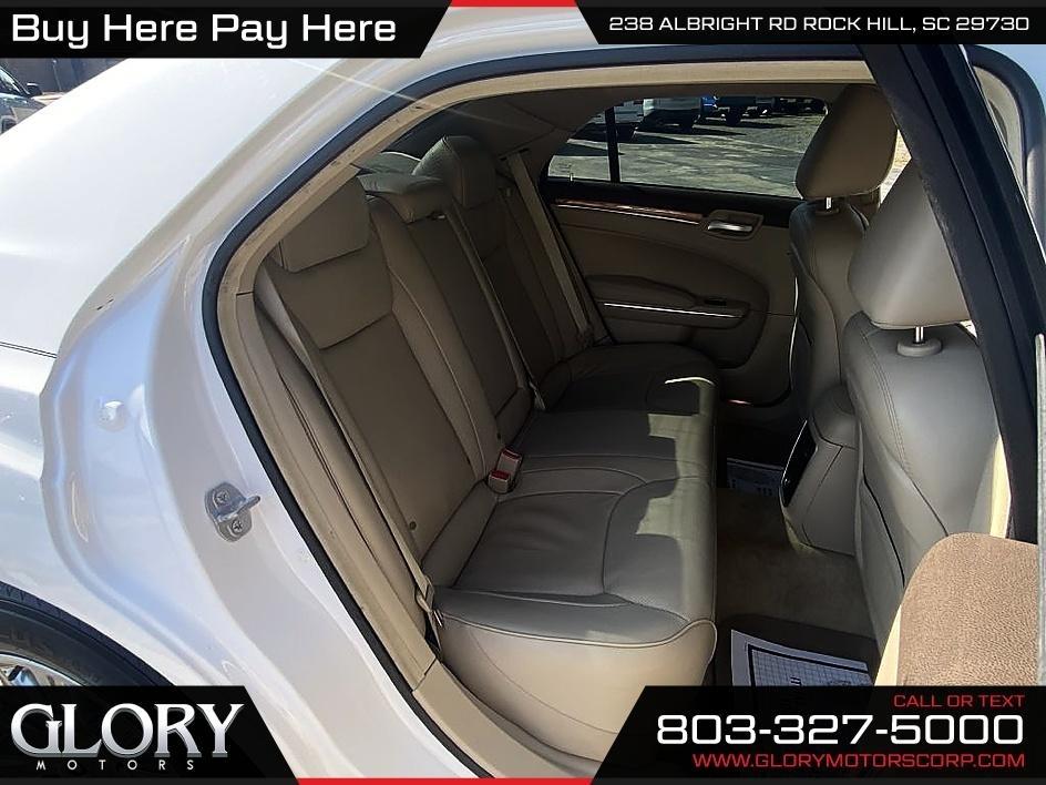 Chrysler 300 4dr Sdn 300C RWD 2014
