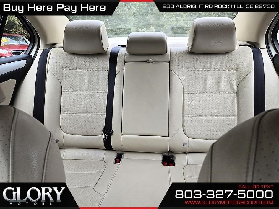 Volkswagen Jetta Sedan 4dr Auto SE 2013