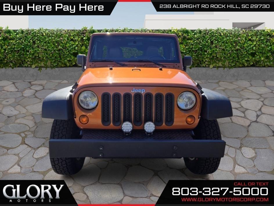 Jeep Wrangler Unlimited 4WD 4dr Sahara 2011