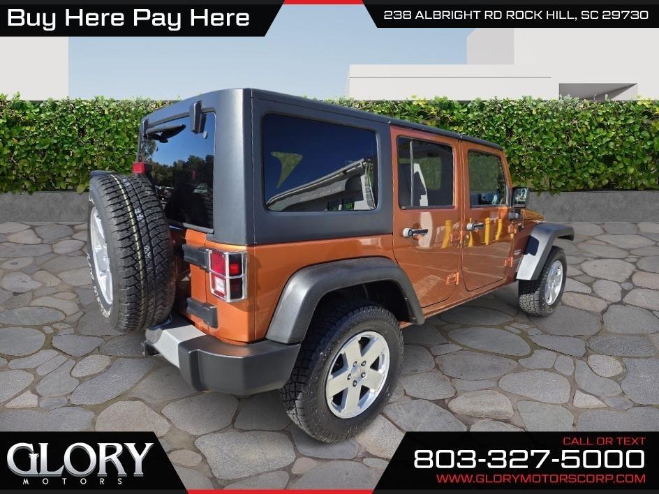 Jeep Wrangler Unlimited 4WD 4dr Sahara 2011