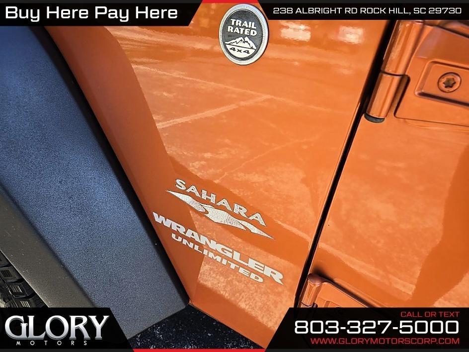 Jeep Wrangler Unlimited 4WD 4dr Sahara 2011