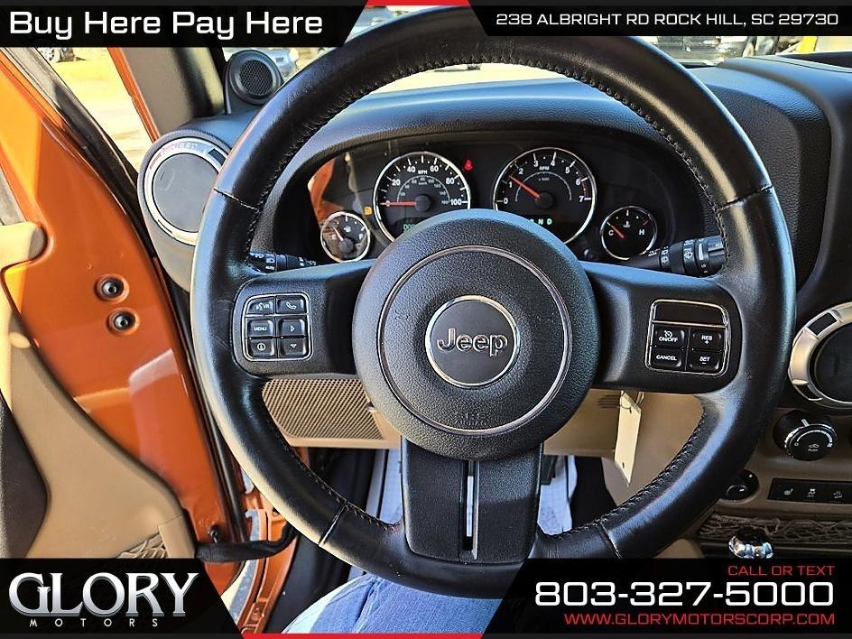 Jeep Wrangler Unlimited 4WD 4dr Sahara 2011
