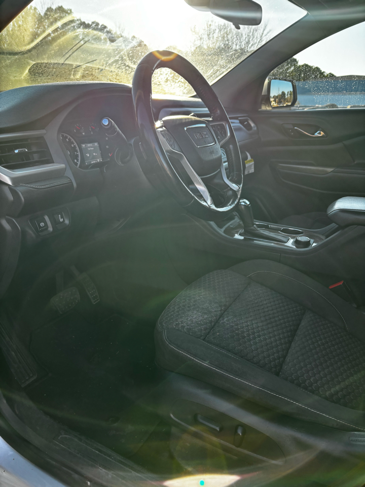 GMC Acadia SLE-2 FWD 2017