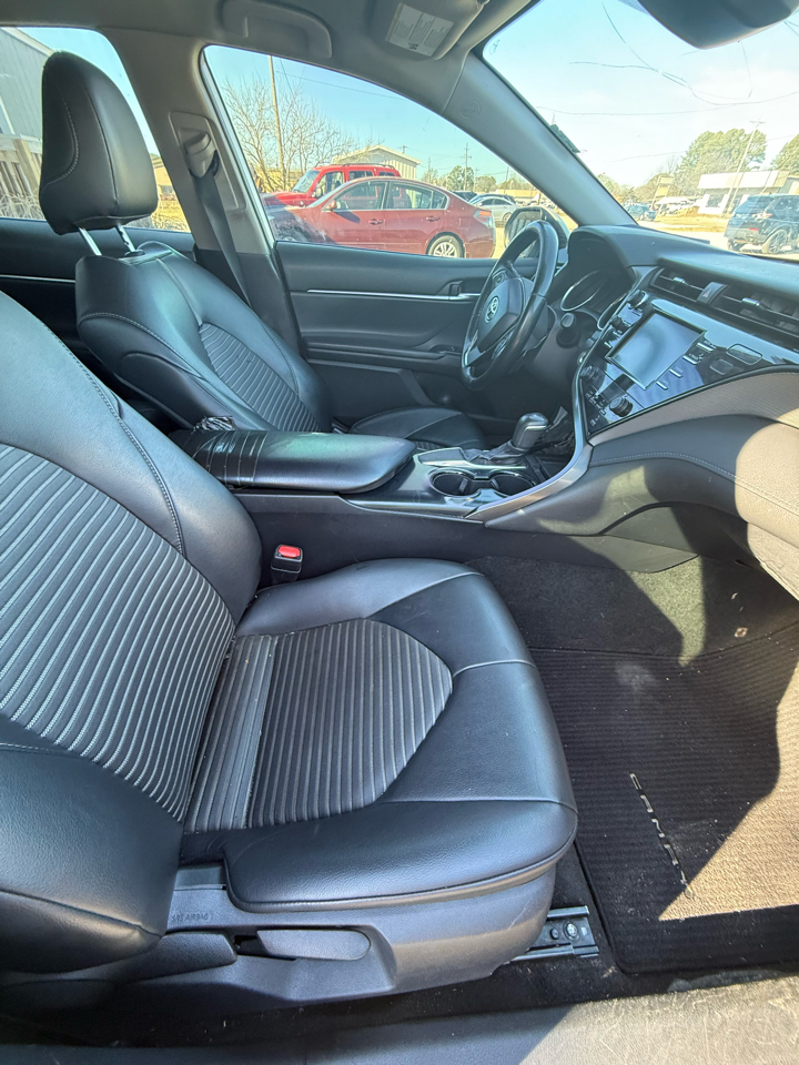 Toyota Camry XLE 2019