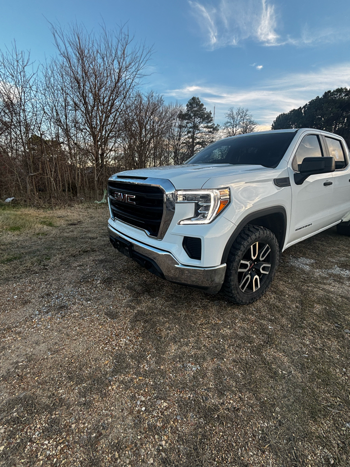 GMC Sierra 1500 Base Crew Cab Short Box 4WD 2021