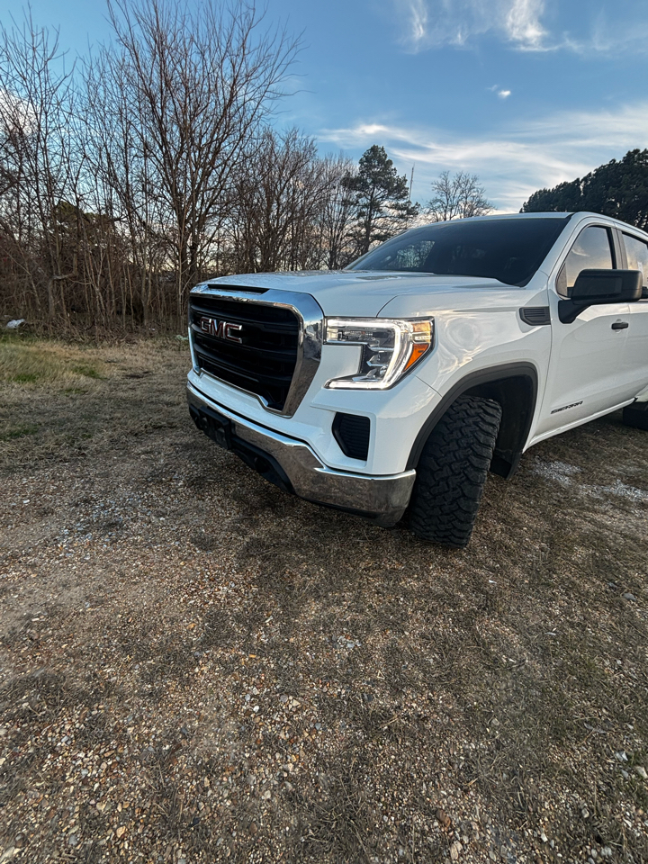 GMC Sierra 1500 Base Crew Cab Short Box 4WD 2021