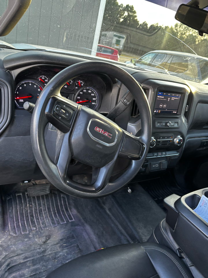 GMC Sierra 1500 Base Crew Cab Short Box 4WD 2021