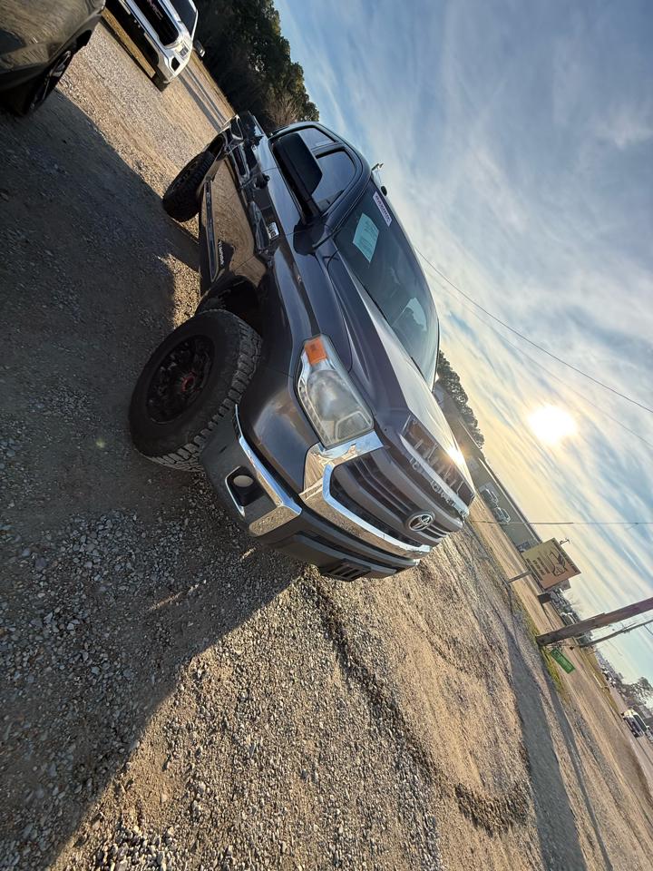 Toyota Tundra SR5 5.7L V8 CrewMax 2WD 2014