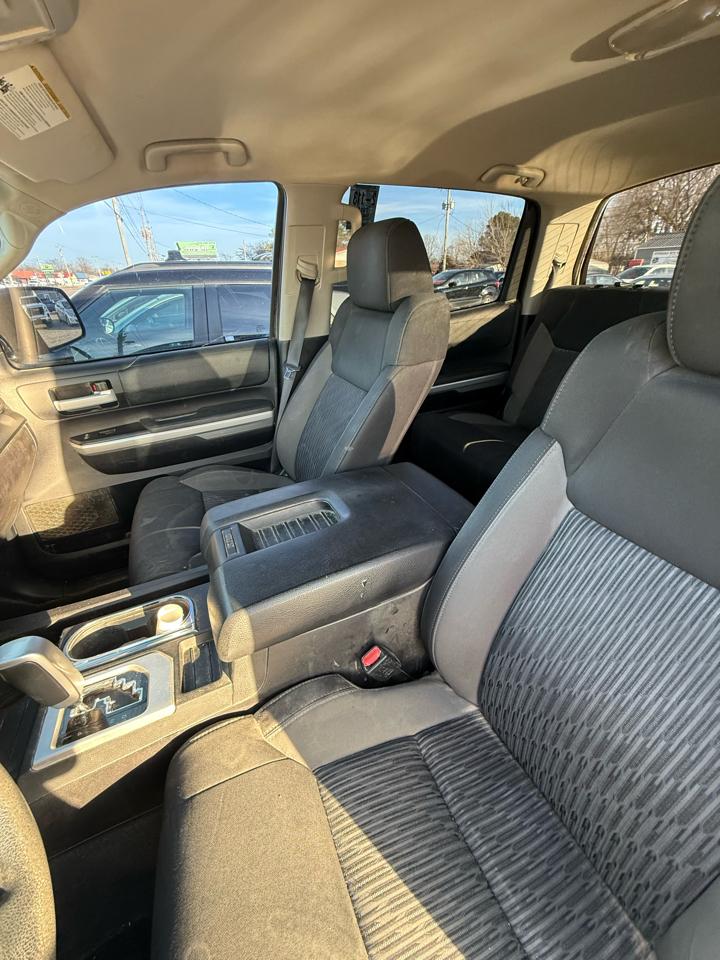 Toyota Tundra SR5 5.7L V8 CrewMax 2WD 2014