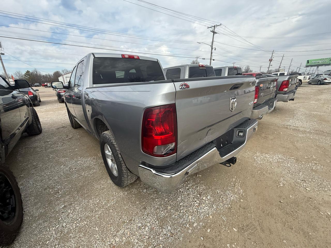 RAM 1500 Classic Tradesman Crew Cab SWB 4WD 2022