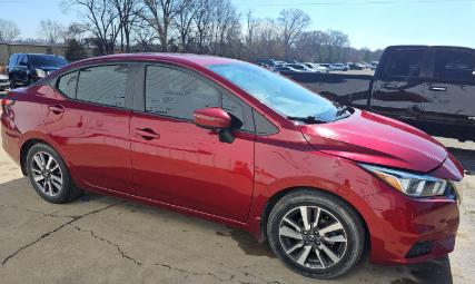 Nissan Versa SV 4D Sedan 2020