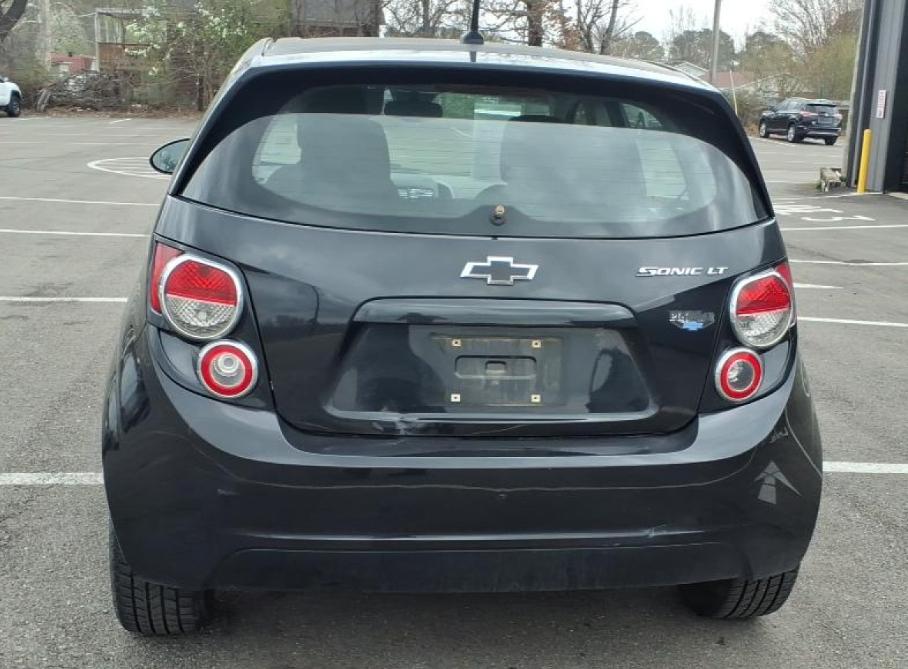 Chevrolet Sonic LT Manual 5-Door 2013