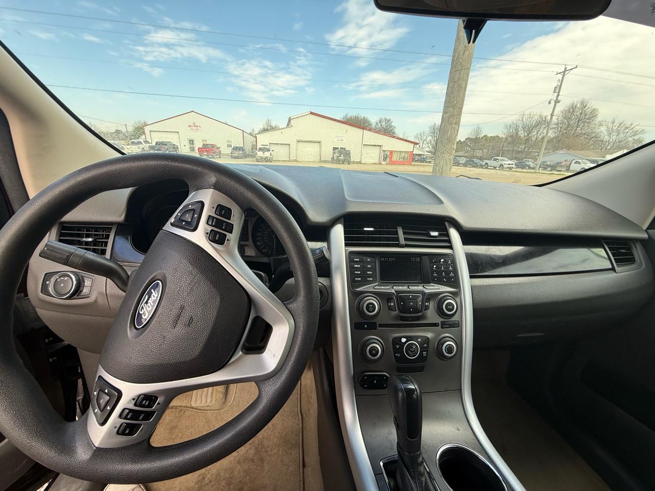 Ford Edge SE FWD 2011