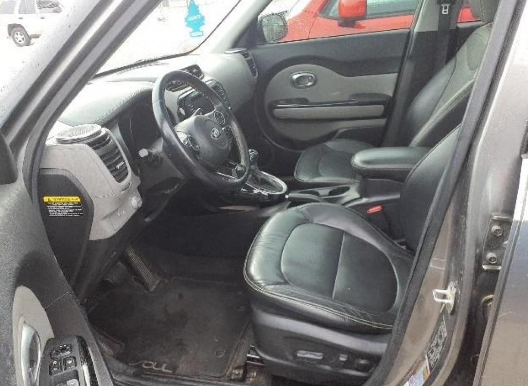 Kia Soul + w/Signature 2.0 Special Edition 2016