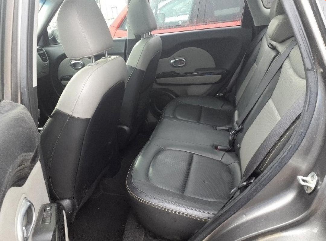 Kia Soul + w/Signature 2.0 Special Edition 2016