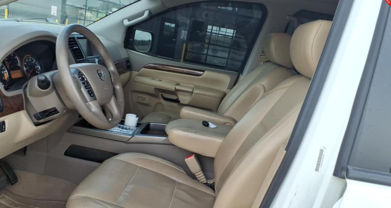 Nissan Armada Platinum 2WD 2014