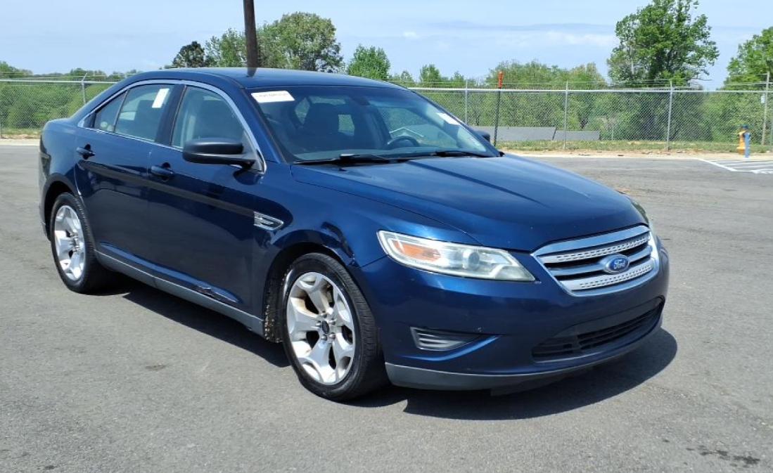 Ford Taurus SE FWD 2012