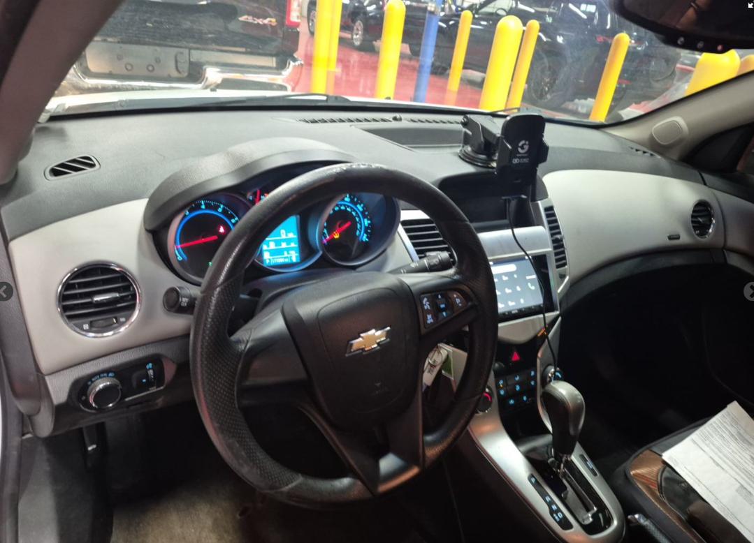 Chevrolet Cruze 2LS 2012