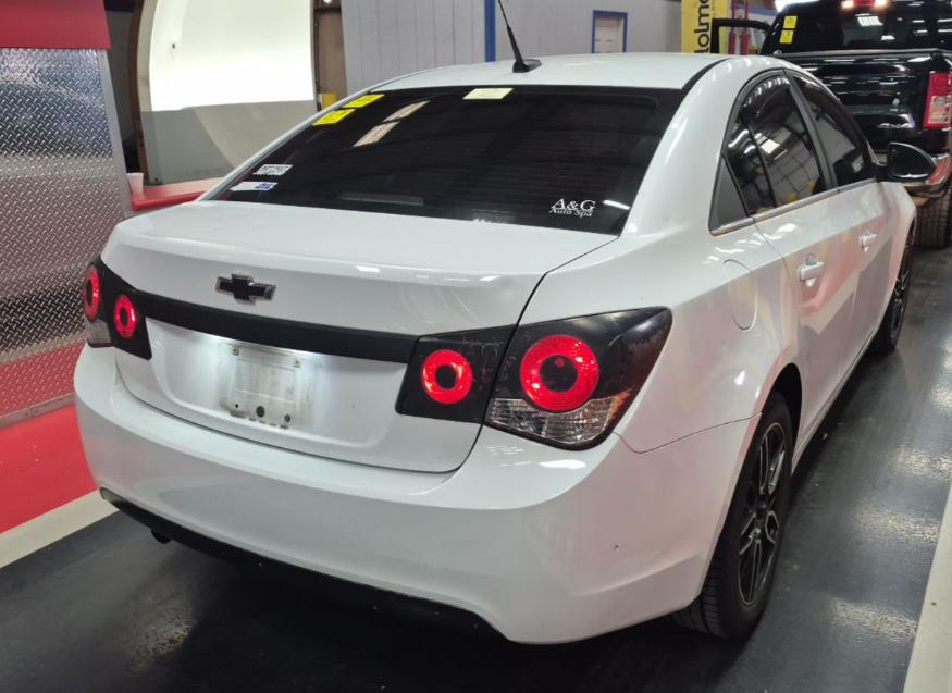 Chevrolet Cruze 2LS 2012