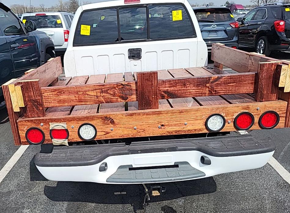 Chevrolet S10 Pickup LS Crew Cab 4WD 2002