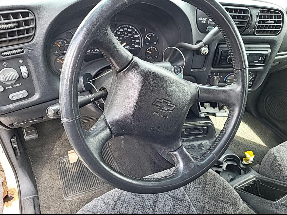 Chevrolet S10 Pickup LS Crew Cab 4WD 2002