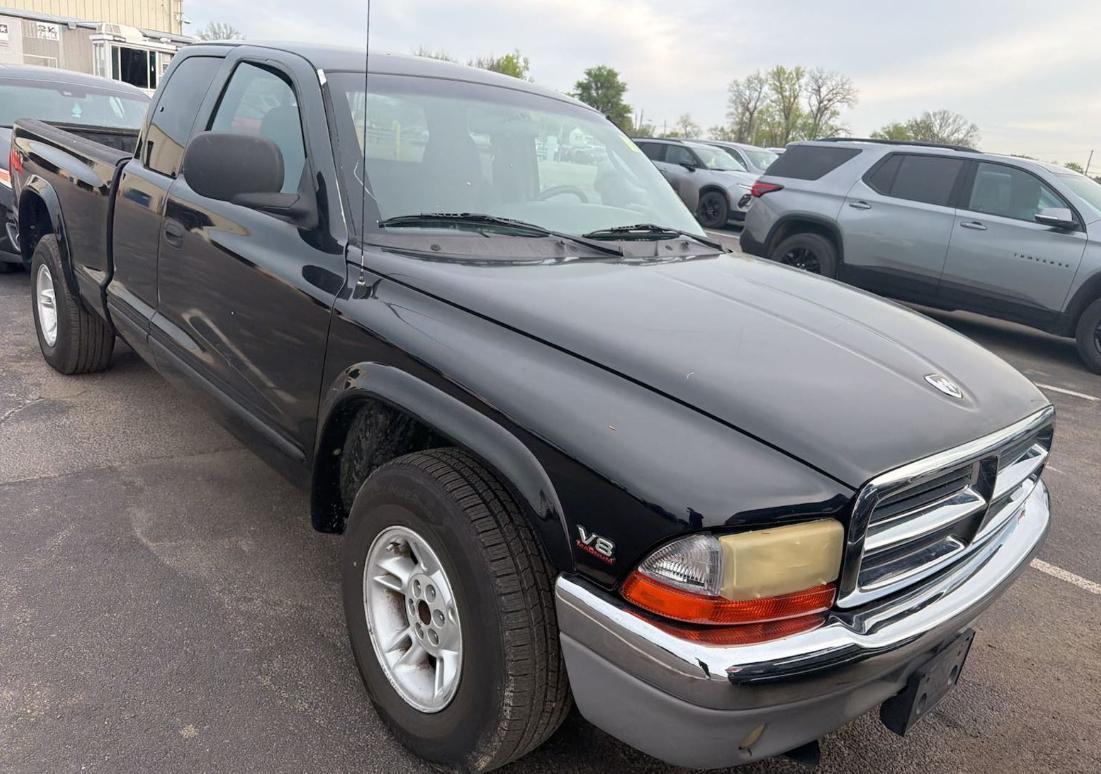 Dodge Dakota Club Cab 2WD 2000