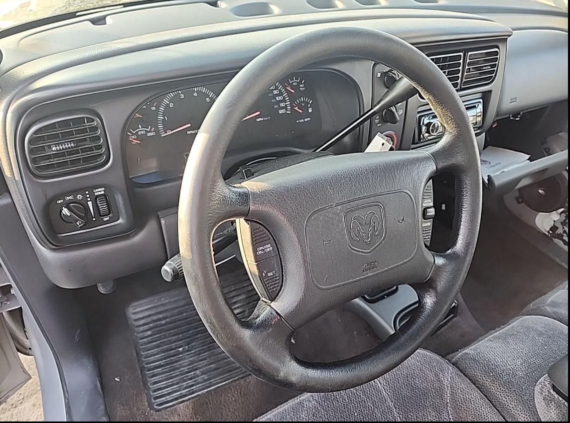 Dodge Dakota Club Cab 2WD 2000