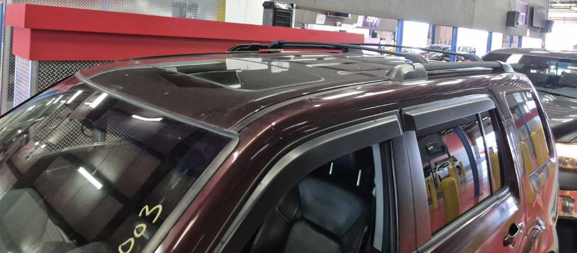 Honda Pilot Touring 4WD 5-Spd AT 2010