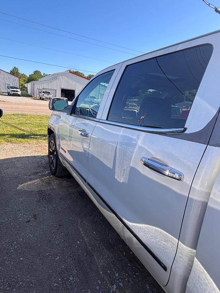GMC Sierra 1500 Denali Crew Cab Short Box 4WD 2015