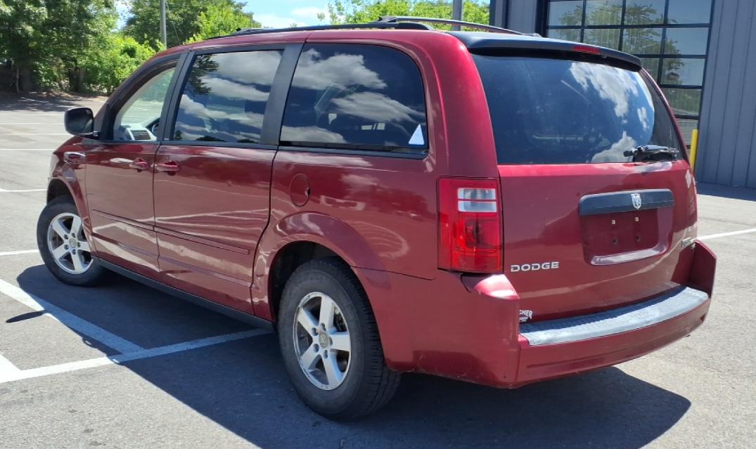 Dodge Grand Caravan Hero 2010