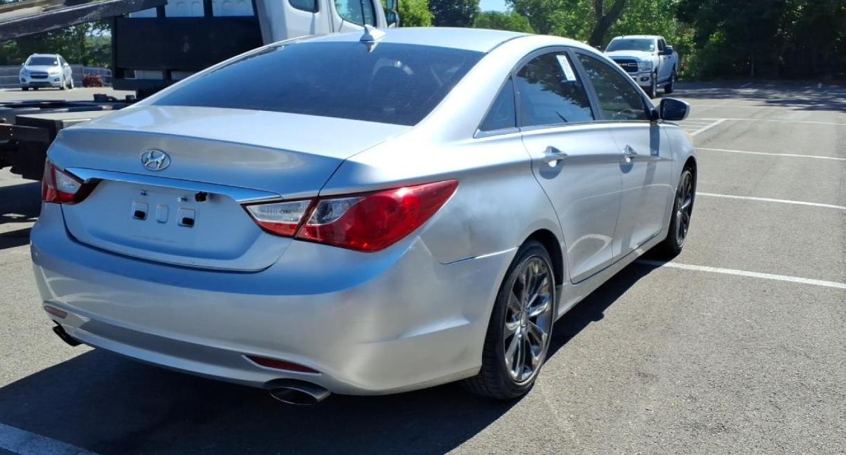 Hyundai Sonata Limited Auto 2012