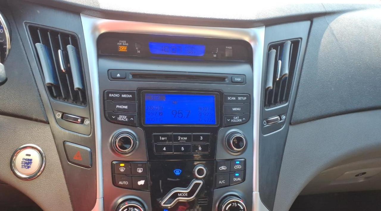 Hyundai Sonata Limited Auto 2012