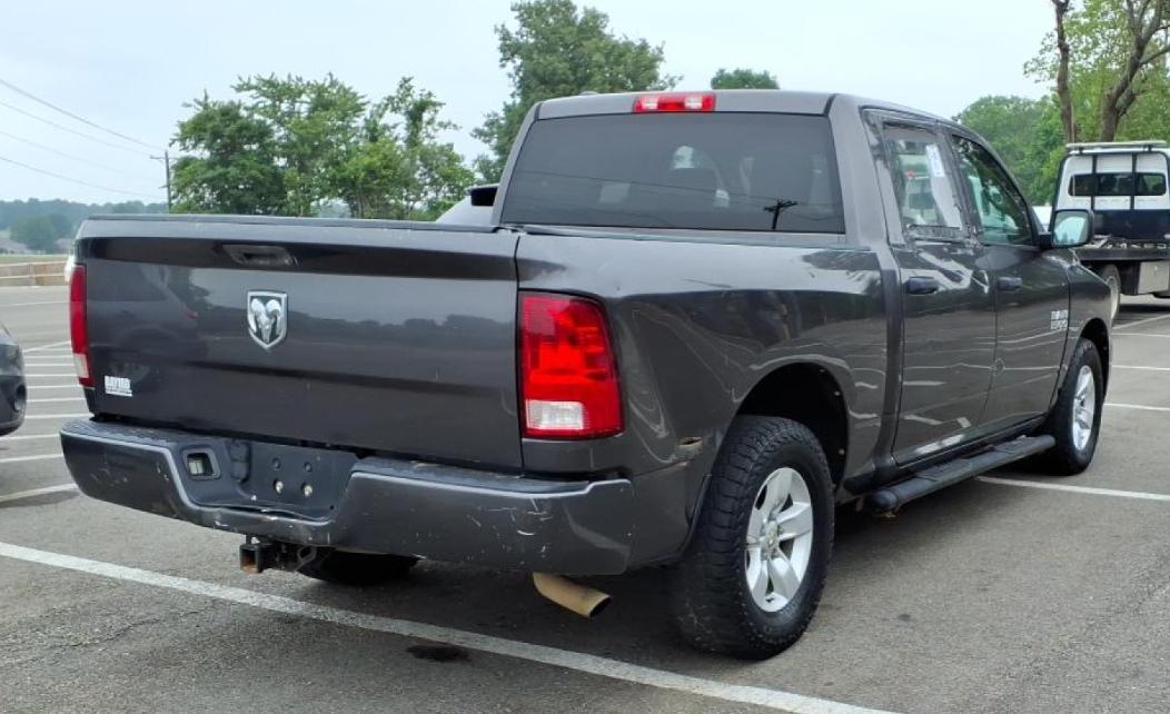 RAM 1500 Tradesman Crew Cab SWB 2WD 2016