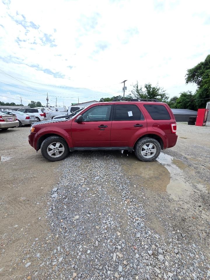Ford Escape XLT FWD 2012