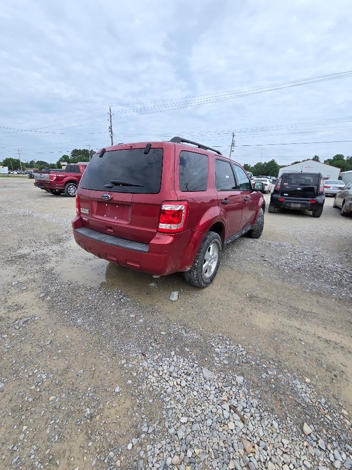 Ford Escape XLT FWD 2012