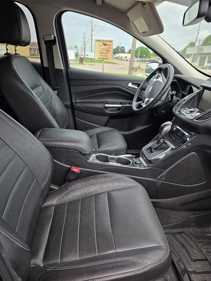 Ford Escape Titanium FWD 2014