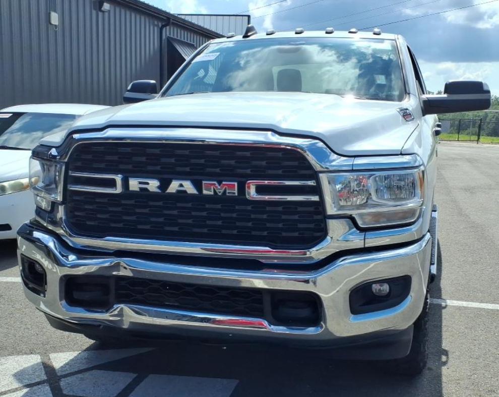 RAM 2500 Tradesman Crew Cab SWB 4WD 2022