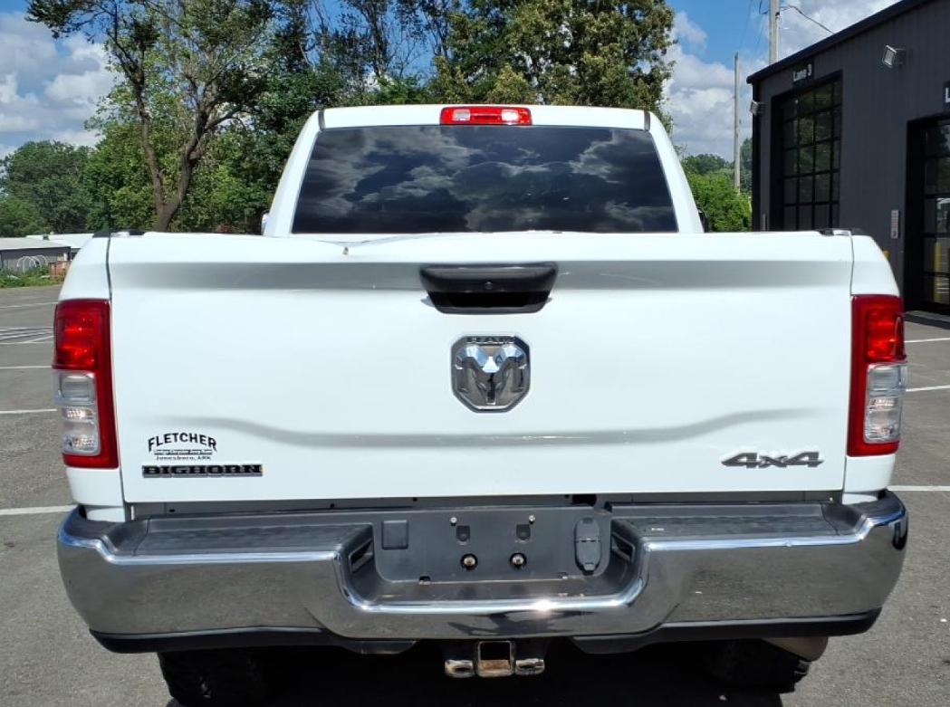 RAM 2500 Tradesman Crew Cab SWB 4WD 2022
