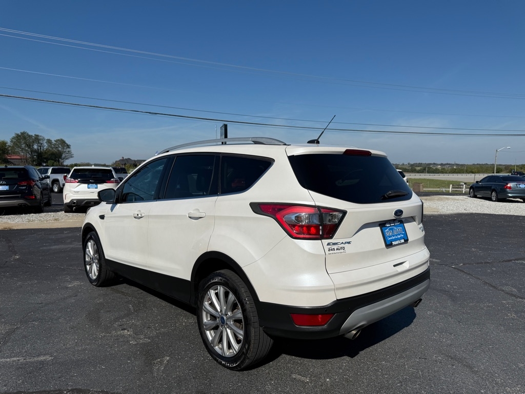 2017 Ford Escape Titanium photo 2