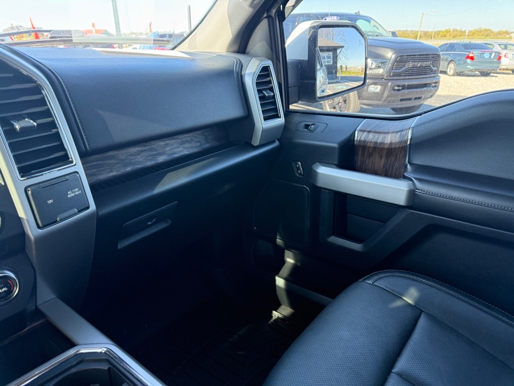 Ford F-150 Lariat 4WD SuperCrew 5.5' Box 2018