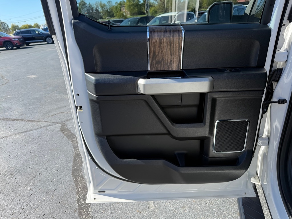 Ford F-150 Lariat 4WD SuperCrew 5.5' Box 2018