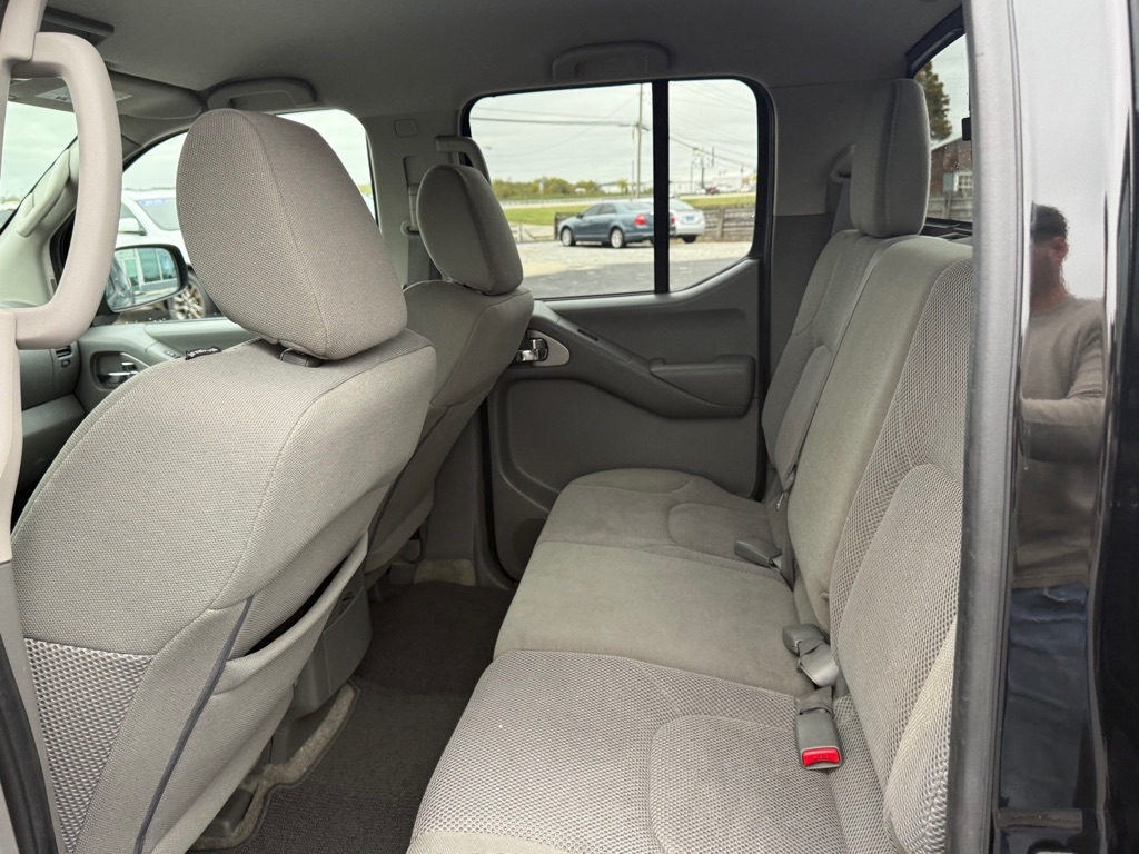 Nissan Frontier Crew Cab 4x4 SV V6 Auto Long Bed 2018