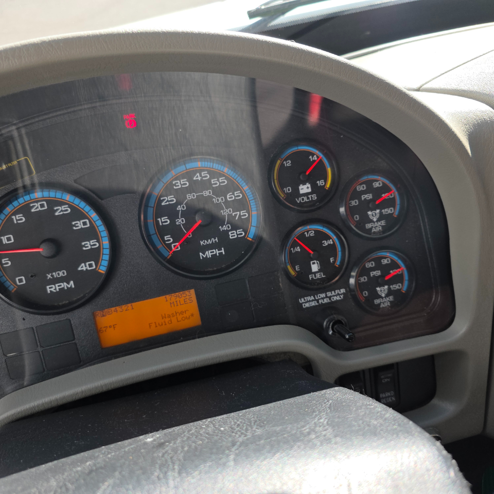 International 4300  2015 International 4300  2015