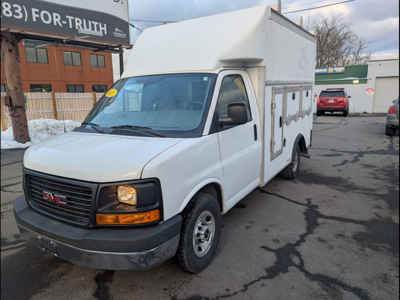 2016 GMC Savana G3500 139 in.